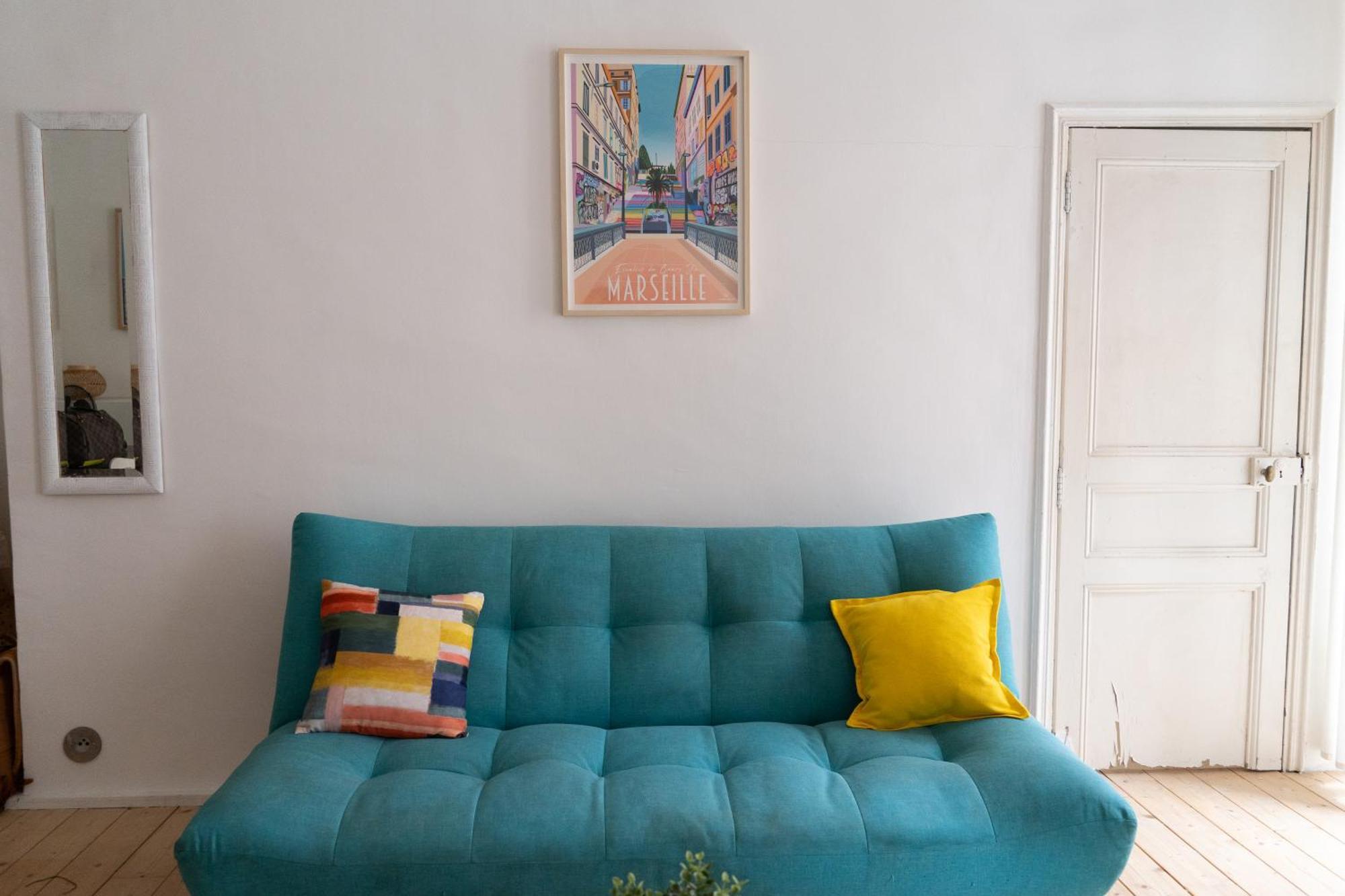 Apartment Julien - Gare St Charles - Cours Julien Marseille